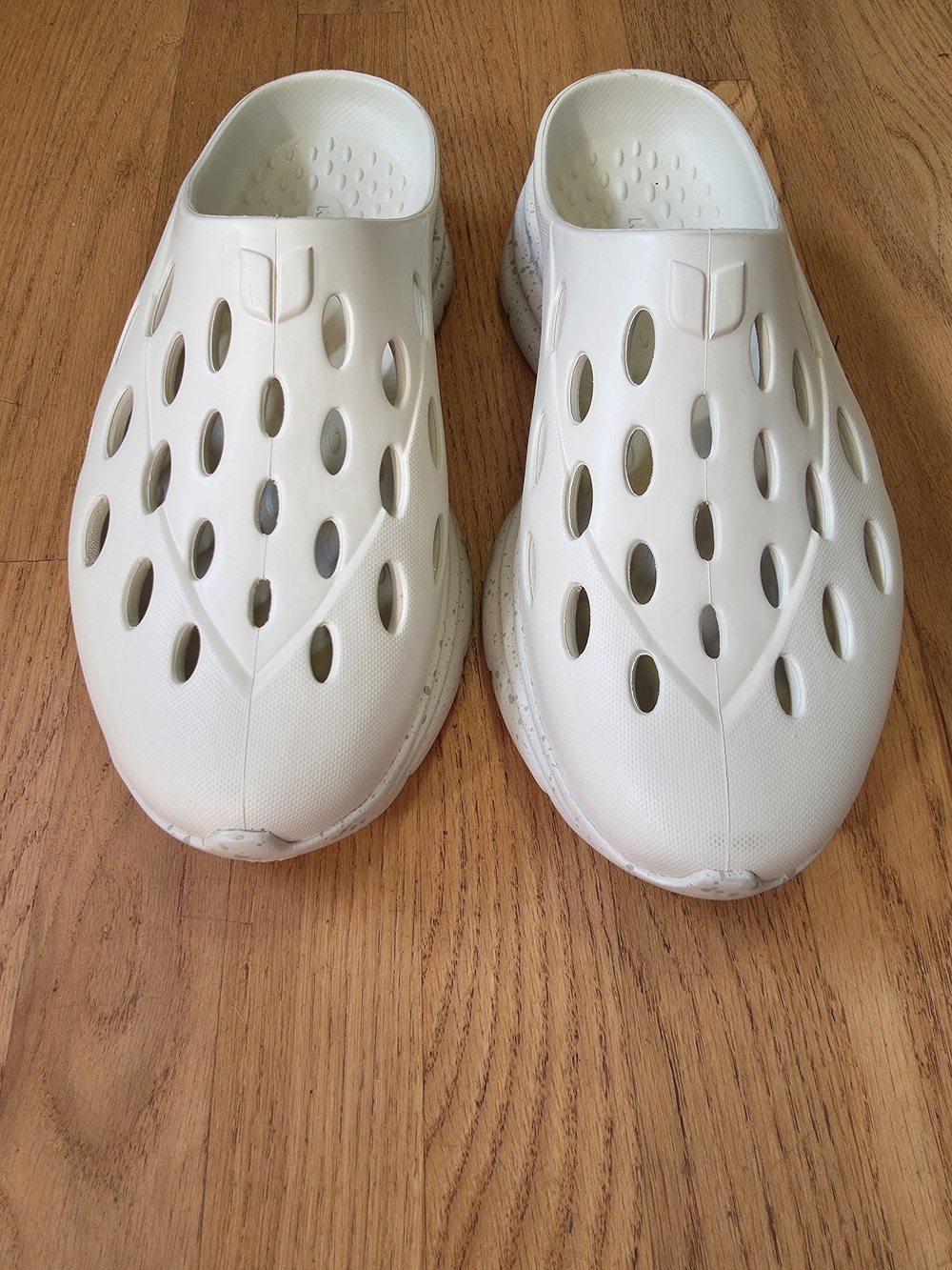 Christopher Kane White Vented Slip-On Loafers